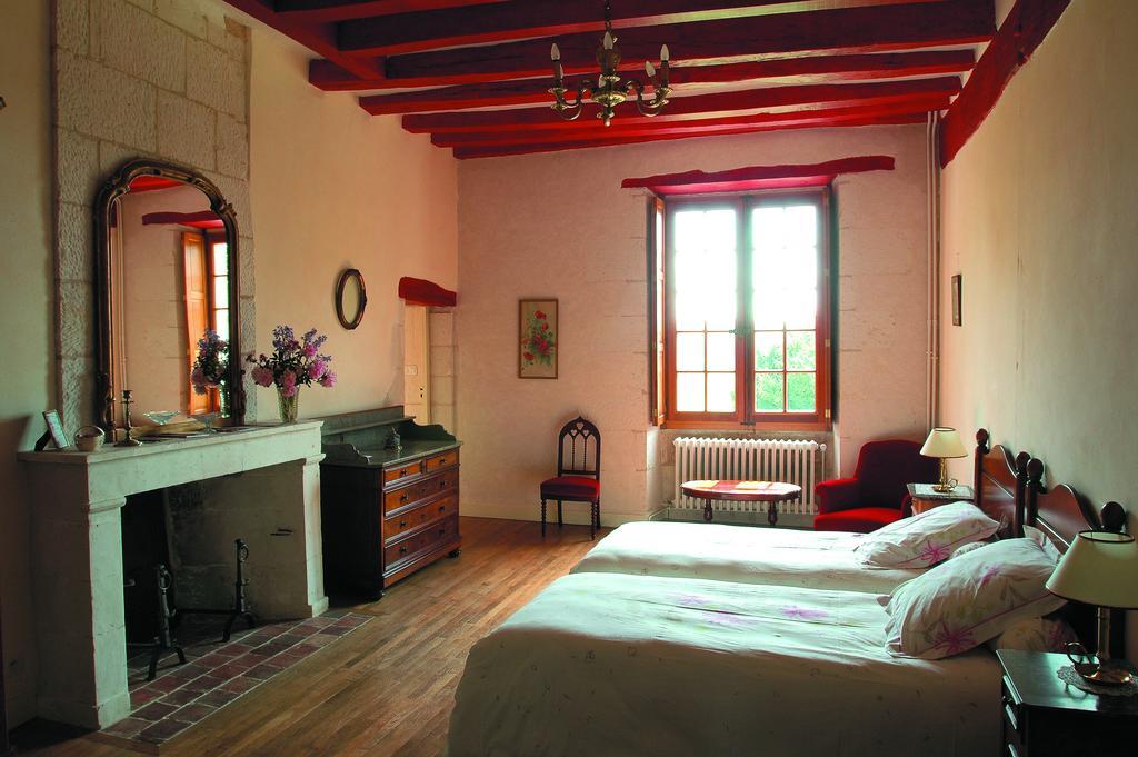 Chateau De La Noblaye Bed and Breakfast Lemere Habitación foto